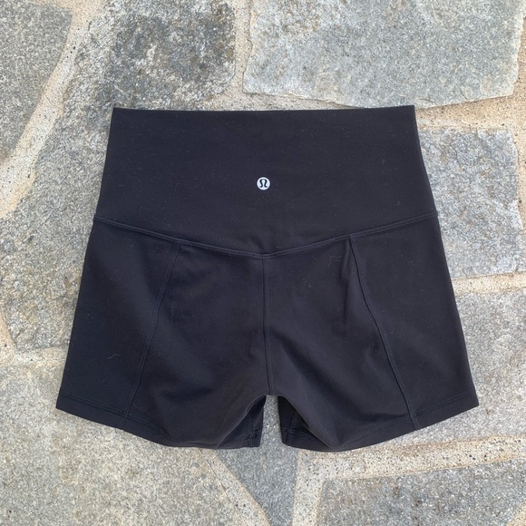 Lululemon Athletica Black Wunder Under Train High Rise Compression Short - Picture 1 of 2